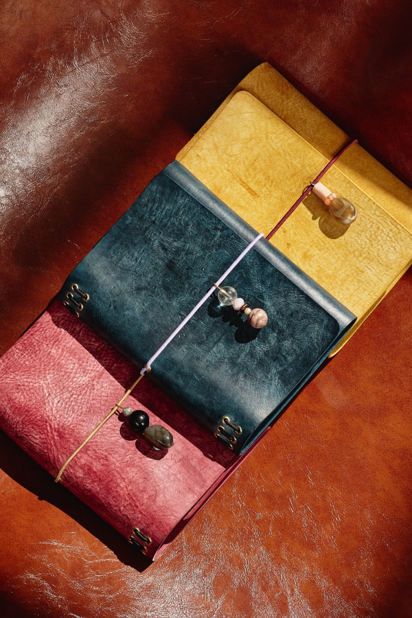 Trifold Trove (A6) Leather Cover